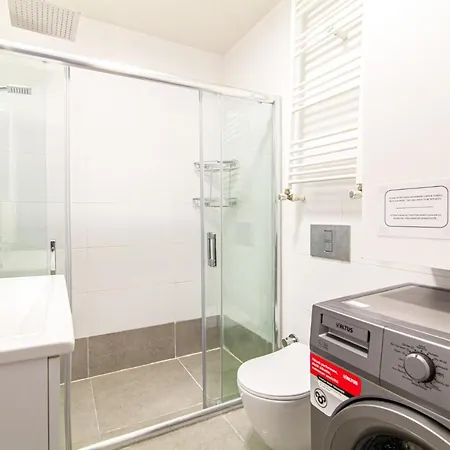 Gorgeous In The Heart Of Cihangir Apartment Istanbul